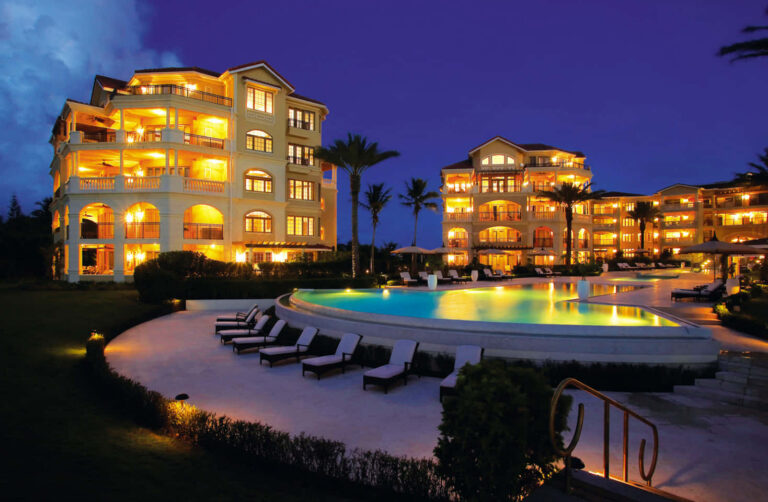 Best Seaside Hotels for Luxury Stay: The Definitive Ultra-Luxury Guide