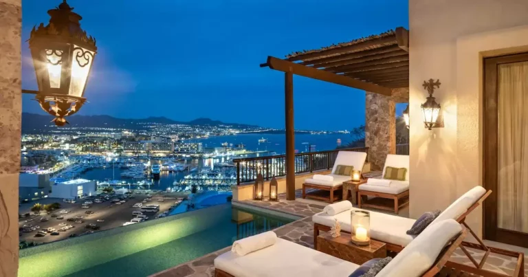 Iconic Seaside Hotels in the US: Definitive Expert Resort Guide